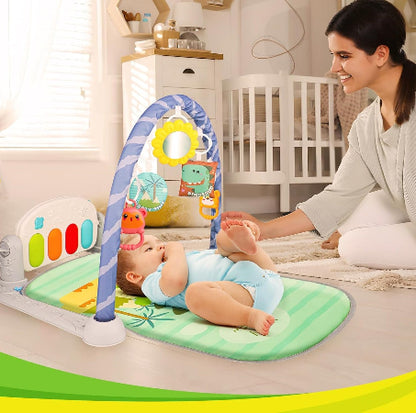 tapis éveil bébé couche avec maman